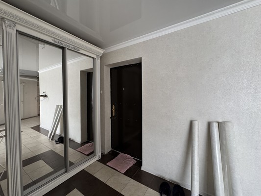 Продам трехкомнатную (3-комн.) квартиру, Кулиева пр-кт, 2кБ, Нальчик г