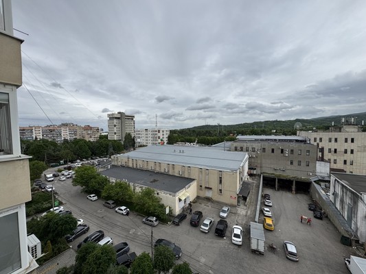 Продам трехкомнатную (3-комн.) квартиру, Кулиева пр-кт, 2кБ, Нальчик г