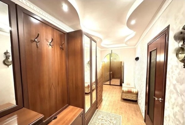 Продам трехкомнатную (3-комн.) квартиру, Дружбы ул, 5, ВНИИССОК п