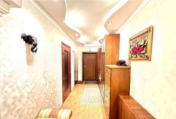Продам трехкомнатную (3-комн.) квартиру, Дружбы ул, 5, ВНИИССОК п