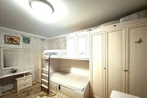 Продам трехкомнатную (3-комн.) квартиру, Дружбы ул, 5, ВНИИССОК п
