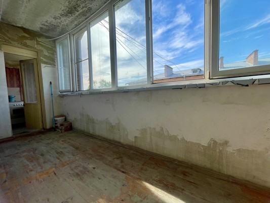 Продам однокомнатную (1-комн.) квартиру, Азовская ул, 24, Армавир г