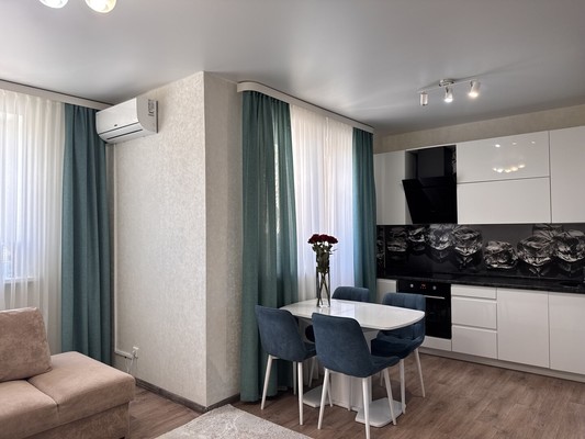 Продам трехкомнатную (3-комн.) квартиру, Агатовая ул, 32, Пермь г