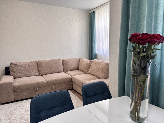 Продам трехкомнатную (3-комн.) квартиру, Агатовая ул, 32, Пермь г
