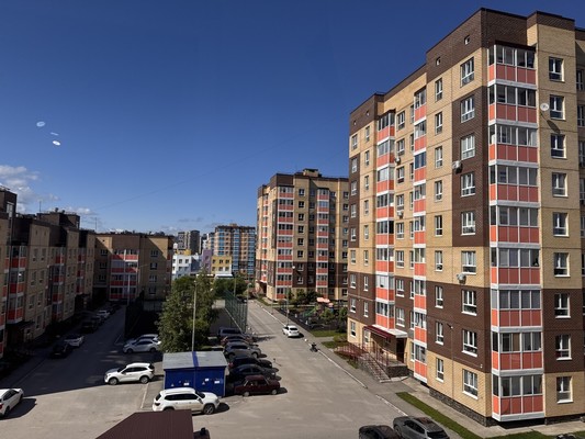 Продам трехкомнатную (3-комн.) квартиру, Агатовая ул, 32, Пермь г