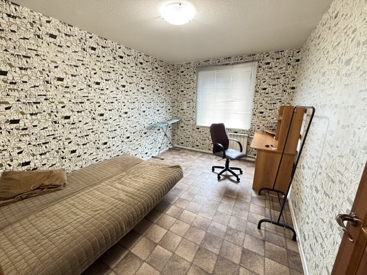 Продам трехкомнатную (3-комн.) квартиру, Бакалинская ул, 66к3, Уфа г