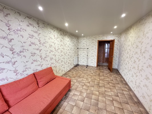 Продам трехкомнатную (3-комн.) квартиру, Бакалинская ул, 66к3, Уфа г