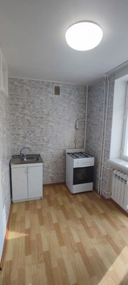 Продам однокомнатную (1-комн.) квартиру, Крупской ул, 5к9, Симферополь г