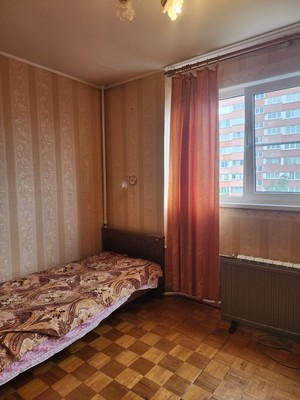 Сдам трехкомнатную (3-комн.) квартиру, Симонова ул, 10к2, Санкт-Петербург г