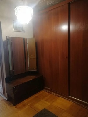 Сдам трехкомнатную (3-комн.) квартиру, Симонова ул, 10к2, Санкт-Петербург г