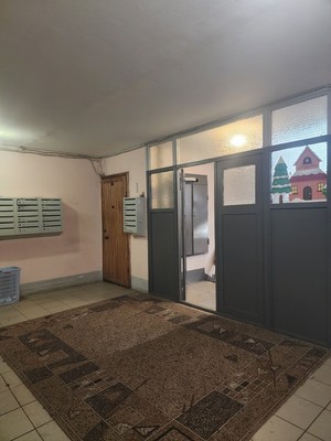 Сдам трехкомнатную (3-комн.) квартиру, Симонова ул, 10к2, Санкт-Петербург г