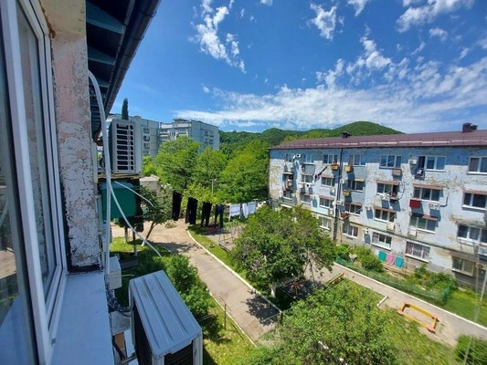 Продам комнату в 2-комн. квартире, Горная ул, 8, Туапсе г