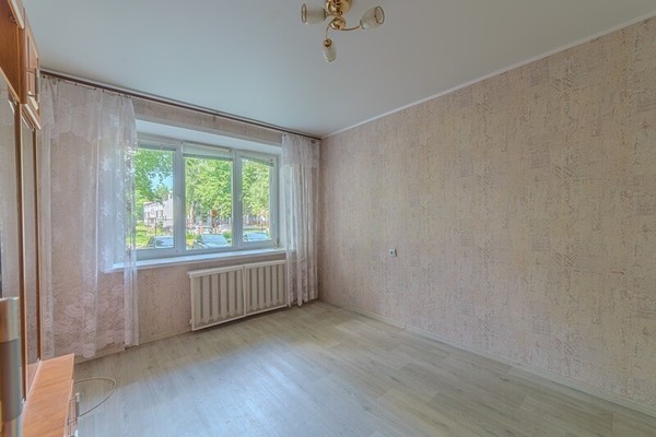 Продам двухкомнатную (2-комн.) квартиру, Победы пр-кт, 95, Пенза г