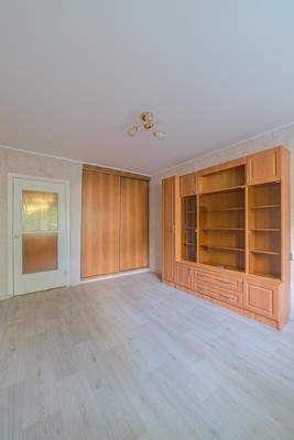 Продам двухкомнатную (2-комн.) квартиру, Победы пр-кт, 95, Пенза г