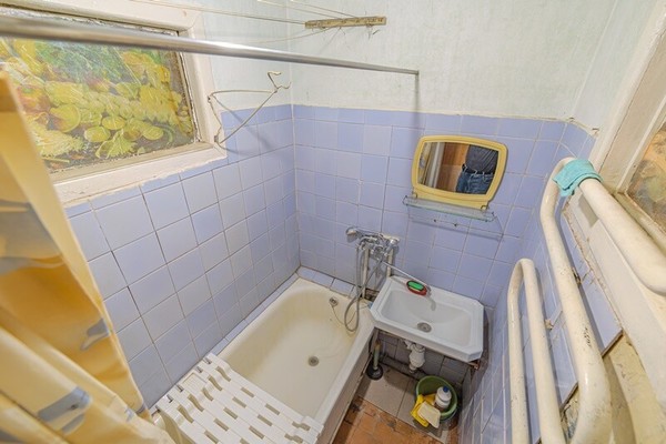 Продам двухкомнатную (2-комн.) квартиру, Победы пр-кт, 95, Пенза г