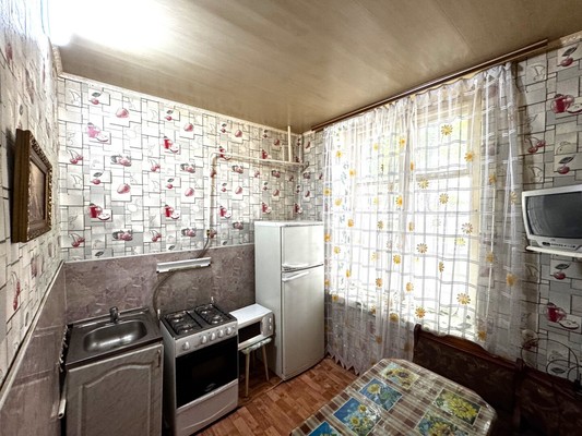 Продам двухкомнатную (2-комн.) квартиру, Мира ул, 32/6, Рошаль г