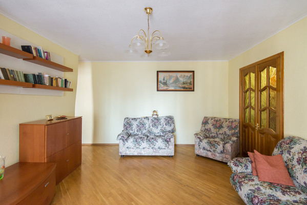 Продам двухкомнатную (2-комн.) квартиру, Максима Горького ул, 106/93, Ростов-на-Дону г