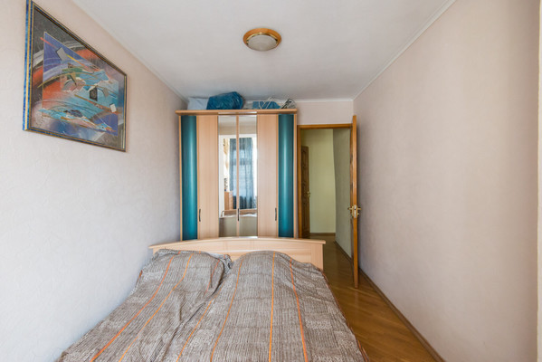 Продам двухкомнатную (2-комн.) квартиру, Максима Горького ул, 106/93, Ростов-на-Дону г