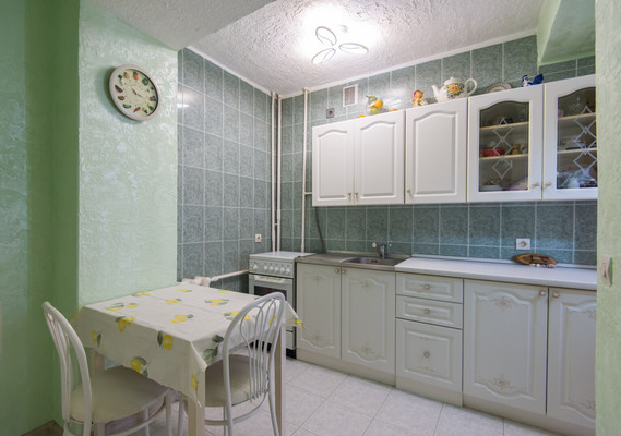 Продам двухкомнатную (2-комн.) квартиру, Максима Горького ул, 106/93, Ростов-на-Дону г