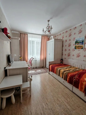 Продам трехкомнатную (3-комн.) квартиру, Лебедева ул, 31А, Йошкар-Ола г
