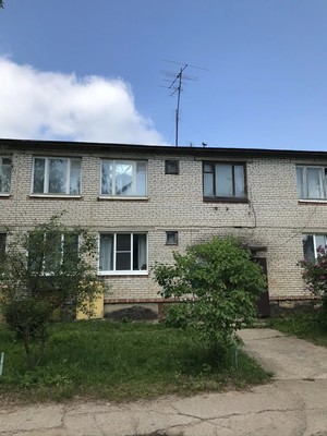 Продам двухкомнатную (2-комн.) квартиру, 2, Горка д