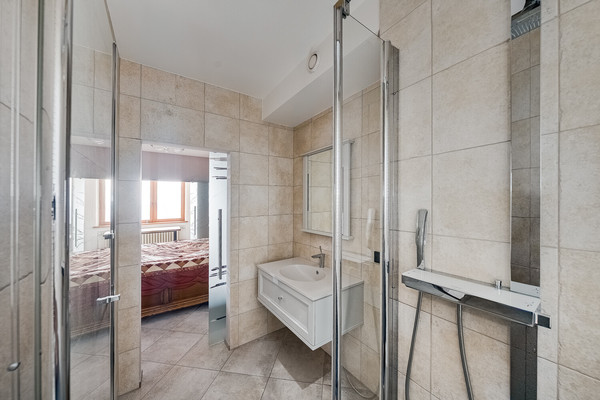 Продам двухкомнатную (2-комн.) квартиру, Хорошёвское ш, 12к1, Москва г