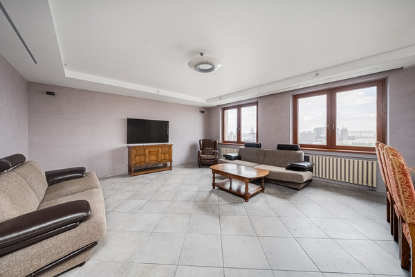 Продам двухкомнатную (2-комн.) квартиру, Хорошёвское ш, 12к1, Москва г