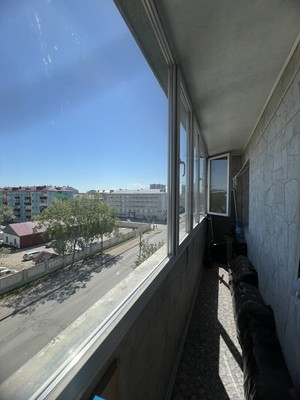 Продам двухкомнатную (2-комн.) квартиру, Чехова ул, 7, Южно-Сахалинск г
