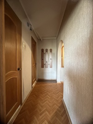 Продам двухкомнатную (2-комн.) квартиру, Чехова ул, 7, Южно-Сахалинск г