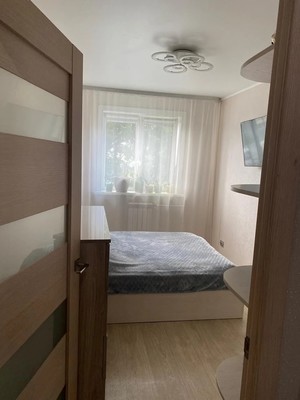 Продам однокомнатную (1-комн.) квартиру, Янтарная ул, 10, Новотроицкое с