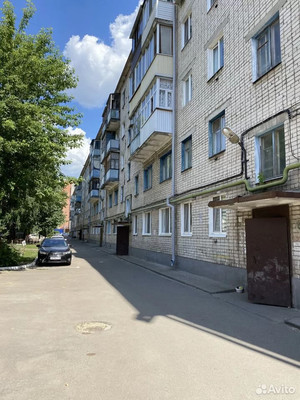 Продам двухкомнатную (2-комн.) квартиру, Маршальская ул, 25а, Казань г