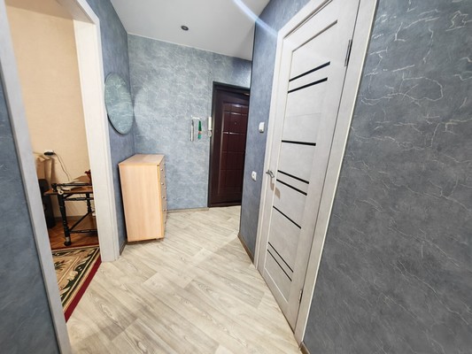 Продам однокомнатную (1-комн.) квартиру, Комсомольская ул, 82, Комсомольск-на-Амуре г