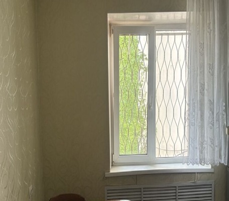 Продам двухкомнатную (2-комн.) квартиру, Комсомольская ул, 245, Южно-Сахалинск г