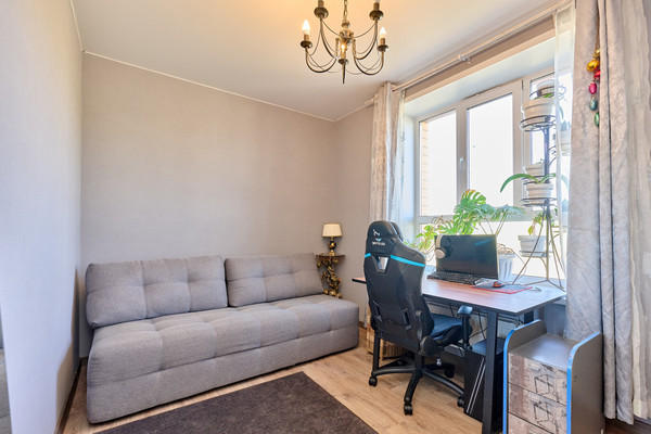 Продам трехкомнатную (3-комн.) квартиру, Уинская ул, 66, Пермь г
