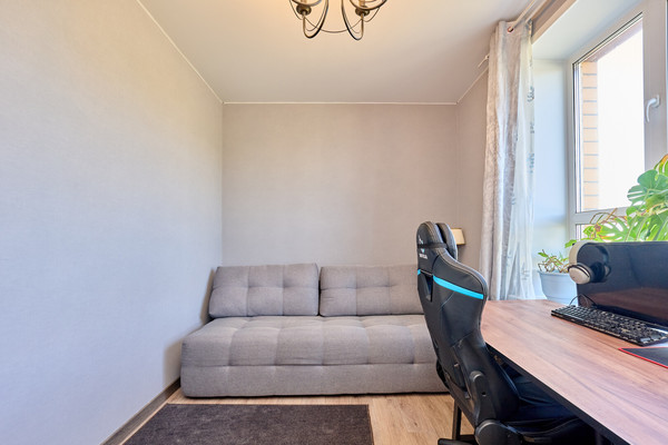 Продам трехкомнатную (3-комн.) квартиру, Уинская ул, 66, Пермь г