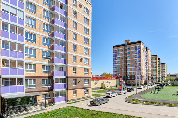 Продам трехкомнатную (3-комн.) квартиру, Уинская ул, 66, Пермь г