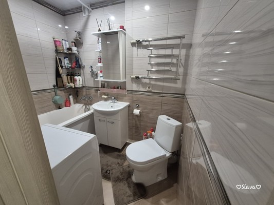 Продам двухкомнатную (2-комн.) квартиру, Льва Толстого ул, 3кА, Люберцы г