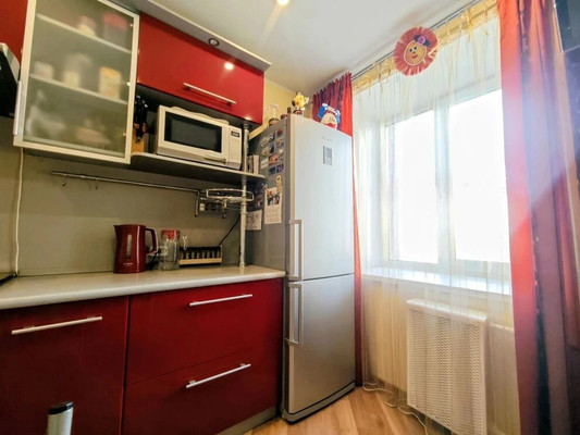 Продам двухкомнатную (2-комн.) квартиру, Свердлова ул, 39, Ишим г