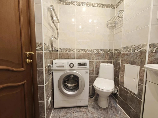 Продам двухкомнатную (2-комн.) квартиру, Свердлова ул, 39, Ишим г