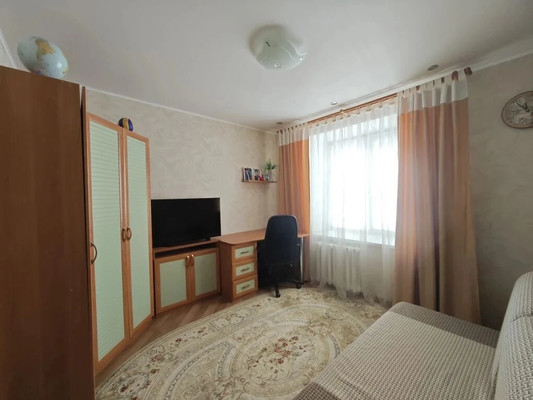 Продам двухкомнатную (2-комн.) квартиру, Свердлова ул, 39, Ишим г