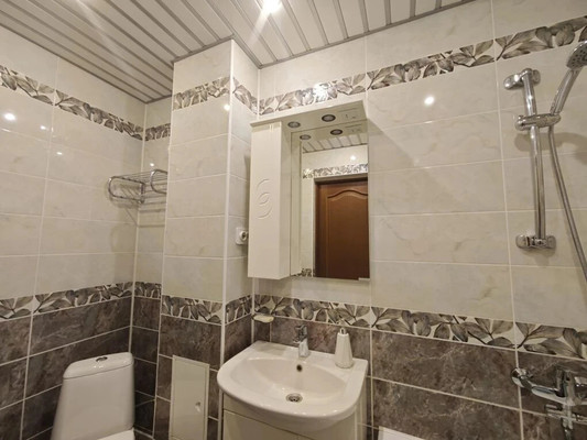 Продам двухкомнатную (2-комн.) квартиру, Свердлова ул, 39, Ишим г