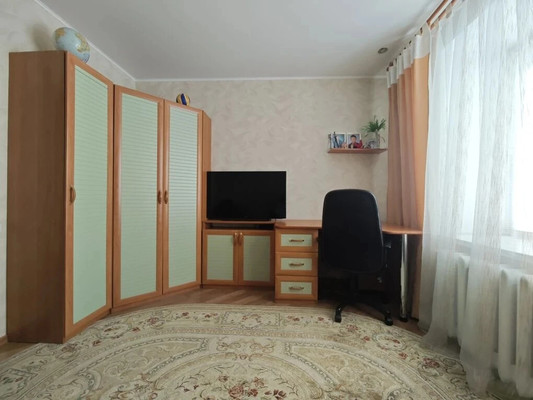 Продам двухкомнатную (2-комн.) квартиру, Свердлова ул, 39, Ишим г