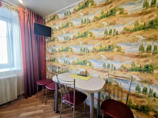 Продам двухкомнатную (2-комн.) квартиру, Свердлова ул, 39, Ишим г