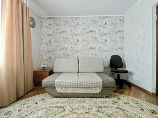 Продам двухкомнатную (2-комн.) квартиру, Свердлова ул, 39, Ишим г