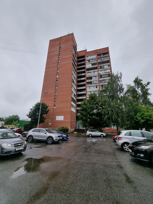 Продам комнату в 12-комн. квартире, Ударников пр-кт, 38Ак1, Санкт-Петербург г