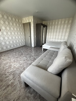 Продам однокомнатную (1-комн.) квартиру, Липовая ул, 10, Семеновка с