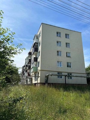 Продам многокомнатную квартиру, Школьная ул, 6, Линда (Линдовский с/с) с
