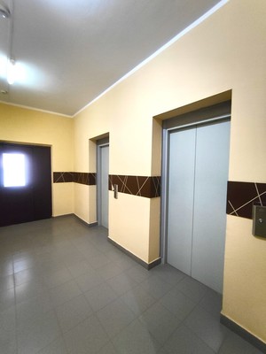 Продам трехкомнатную (3-комн.) квартиру, Дубравная ул, 28б, Казань г