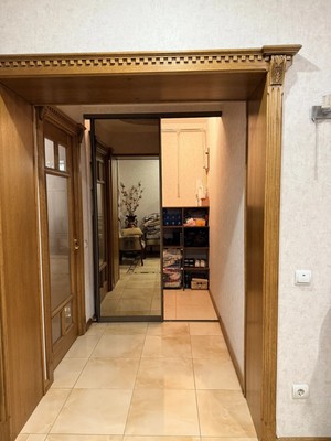 Продам трехкомнатную (3-комн.) квартиру, Псковская ул, 25, Великий Новгород г