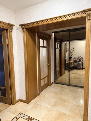 Продам трехкомнатную (3-комн.) квартиру, Псковская ул, 25, Великий Новгород г